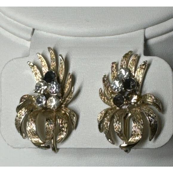 Vintage Coro stamped Spikey with rhinestone clip on earrings - Picture 3 of 10